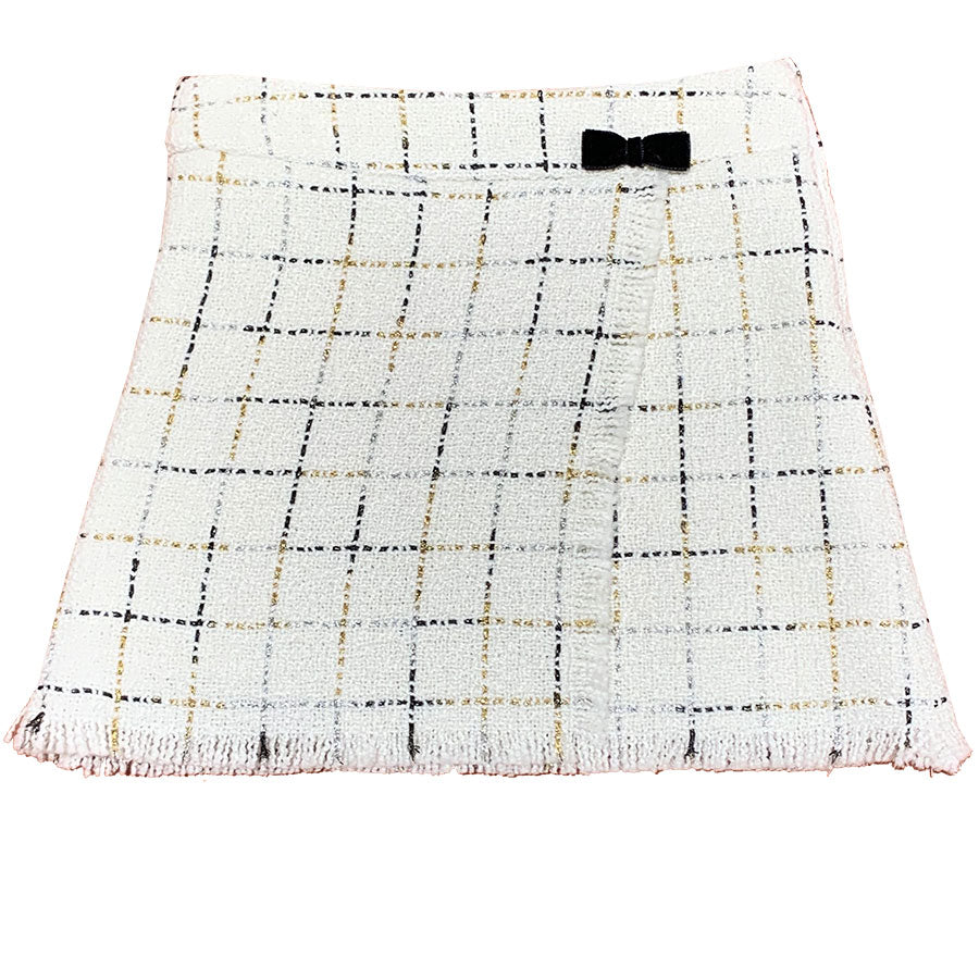 Skirt from the Ambarabà Girls' Clothing line, wrap-around style with adjustable waist size.
Compo...