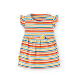 Abito jersey a righe multicolor per bambina con maniche a sbuffo.