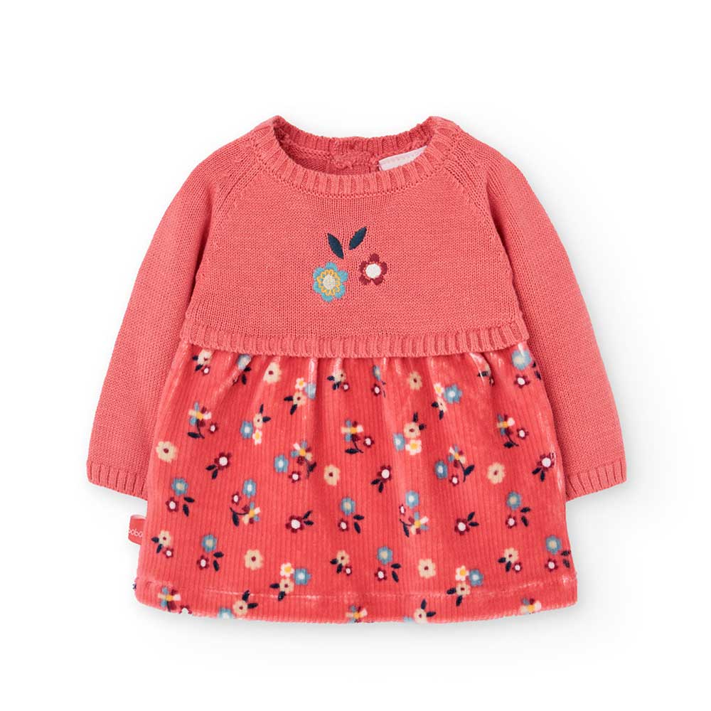 Composition: 58% cotton 40% polyester 2% wool
Washing instructions: Wash in washing machine, maxi...