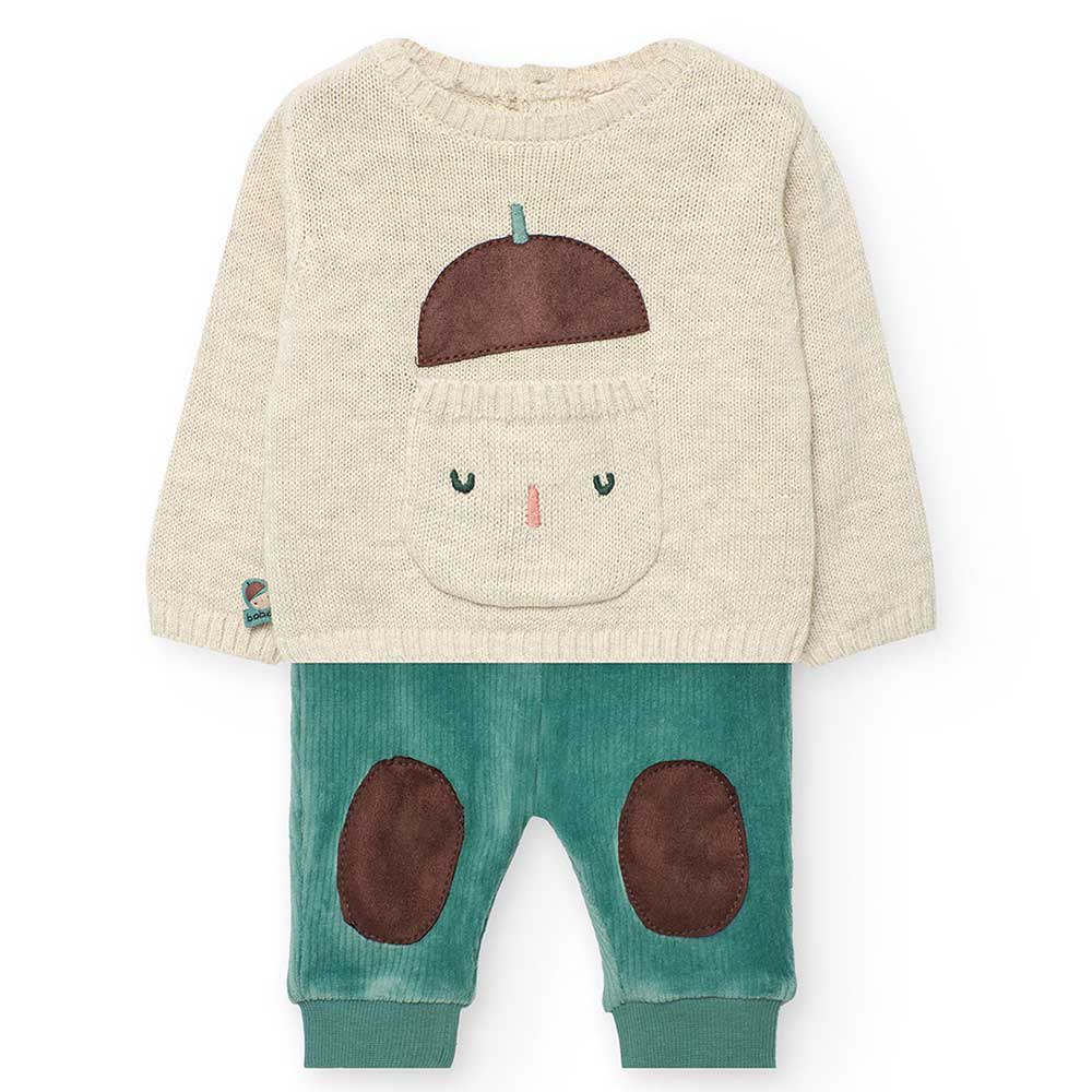 
Two-piece set from the Boboli Children's Clothing Line, featuring corduroy pants and a buttoned ...