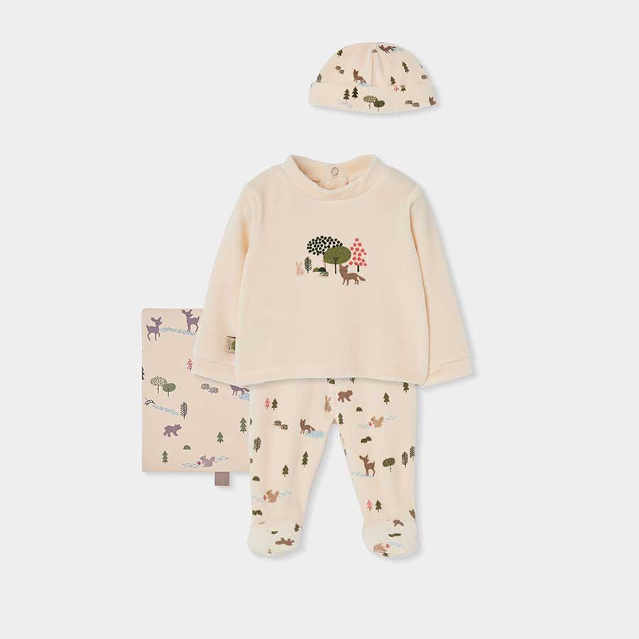 Composizione: Maglia: 80% cotone 20% poliestere Pantaloni: 80% cotone 20% poliestere

 

Istruzio...