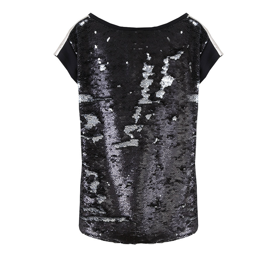 
  Blouse from the Fracomina Mini girl's clothing line with short mannequins; cut
  elegant with ...