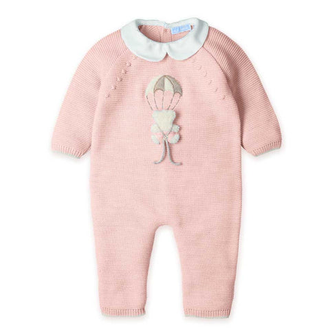 Tutina a maglia larga rosa con collo bianco e ricamo parachute centrale