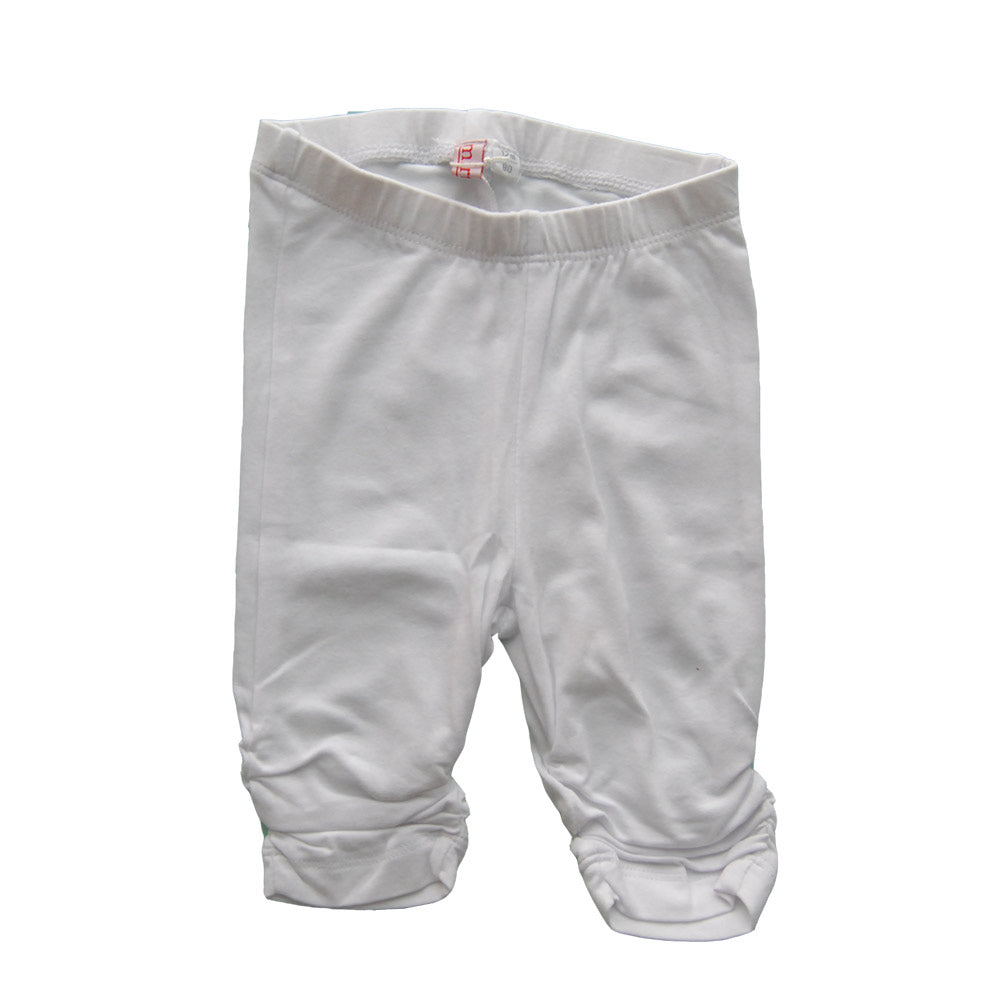 
  Short leggings from the girls' clothing line Blueberry. Solid colour with crimp
  on the botto...