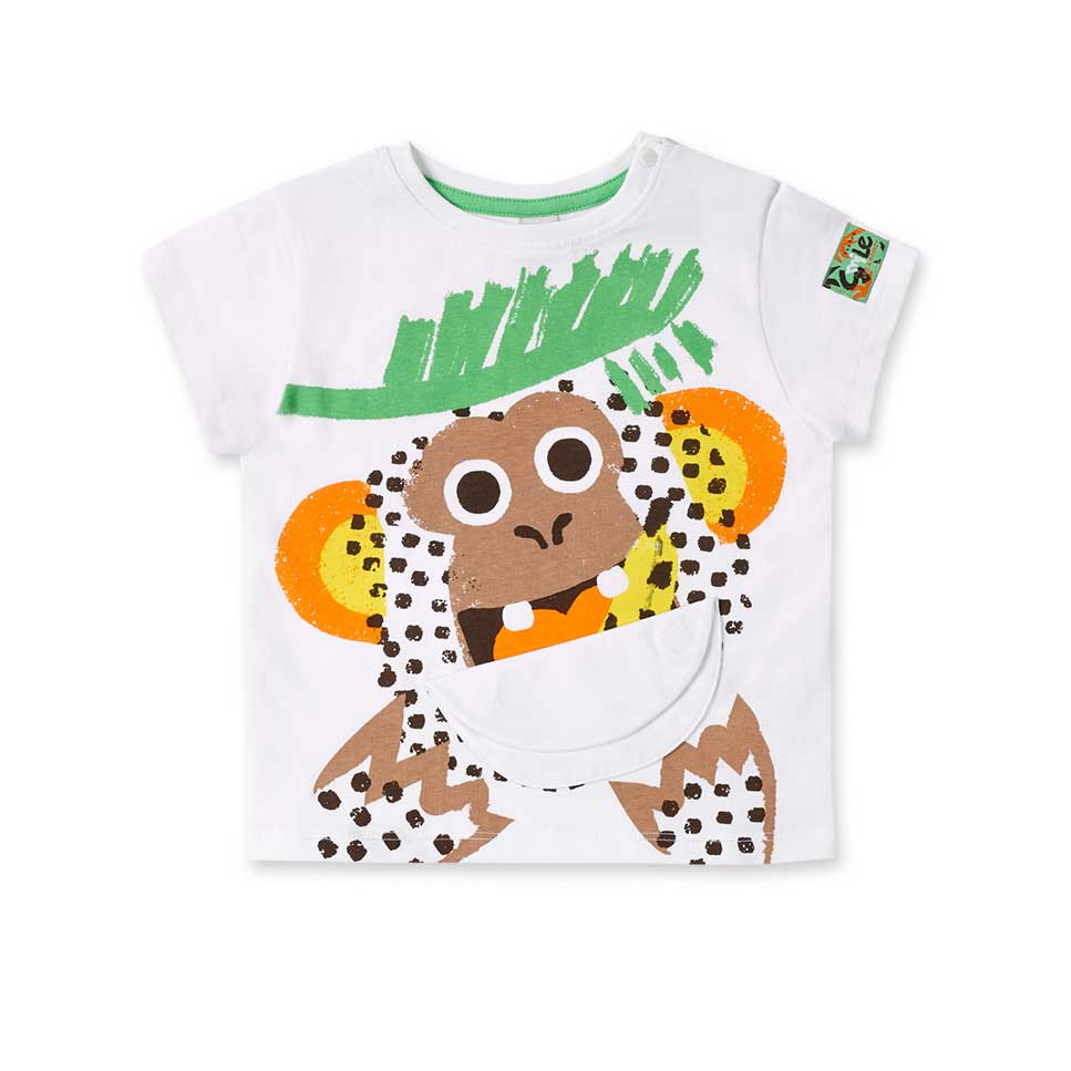 Short-sleeve T-shirt from the Tuc Tuc Children's Clothing Line, with snap buttons on the shoulder...