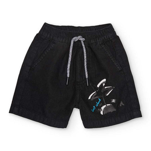 Bermuda neri per bambino con elastico in vita e logo stampato.
