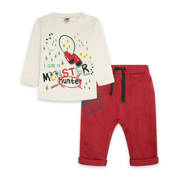 
  Two-piece suit from the tuc Tuc children's clothing line, Highlands collection,
  with T-shirt...