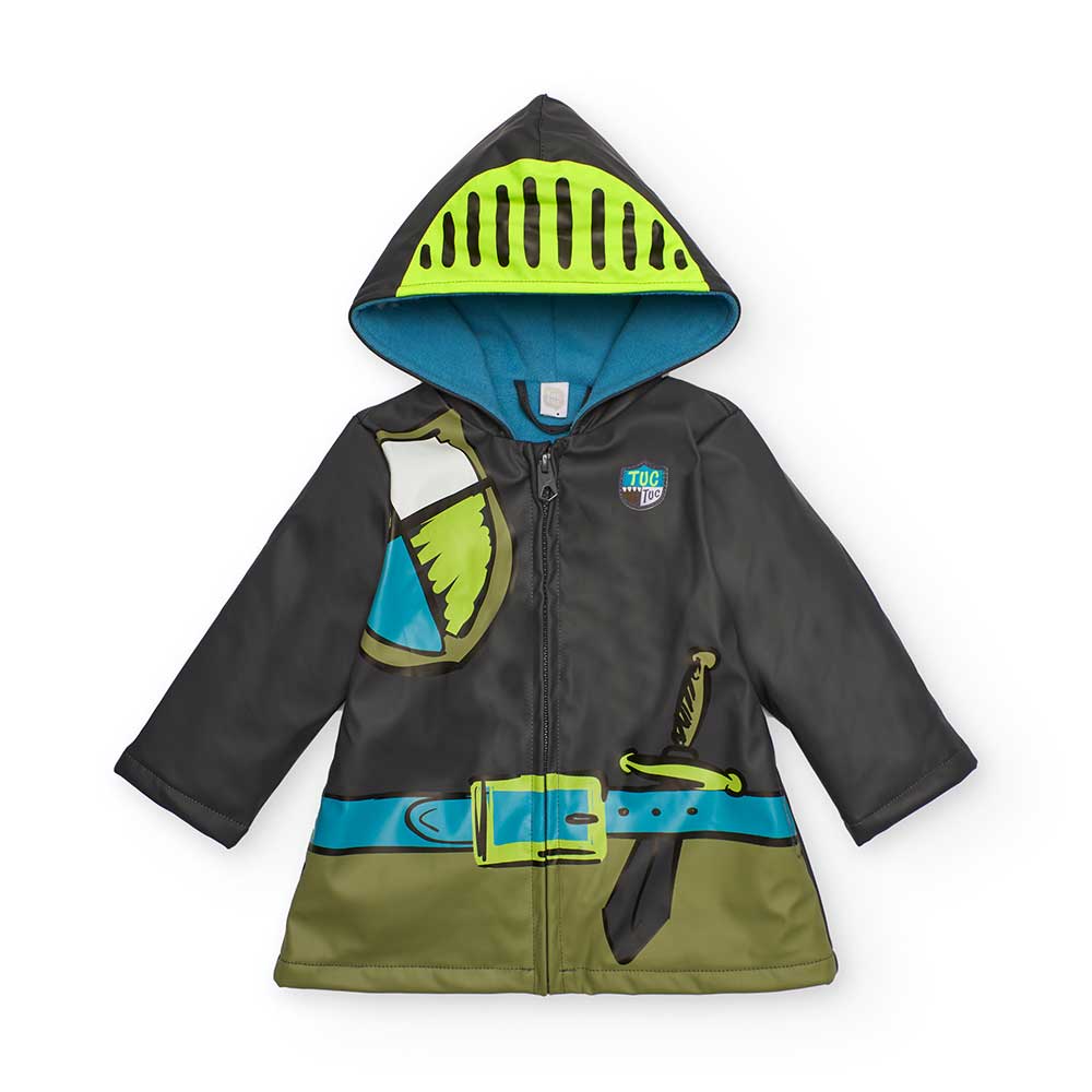 Crata della Linea Abbigliamento Bambino Tuc Tuc, con chiusura zip, cappuccio e pile all'interno.
...