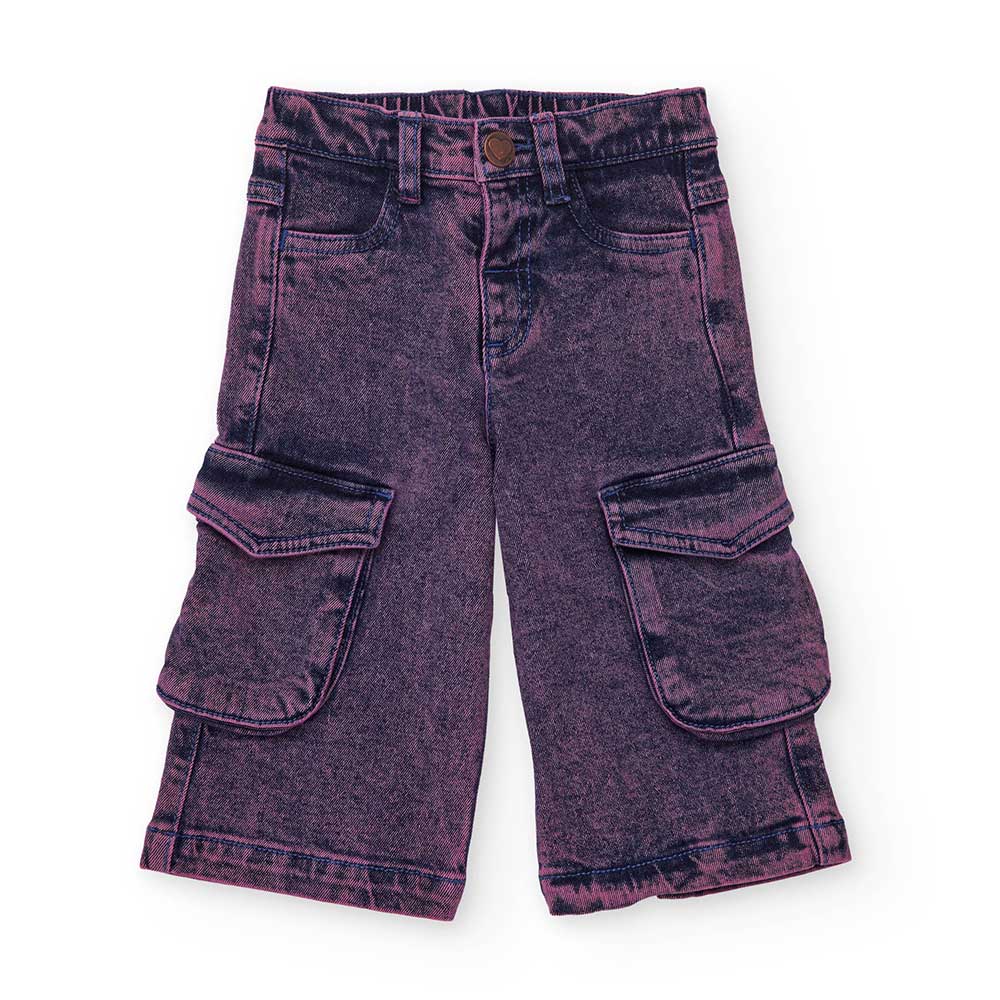 Cargo pants from the Tuc Tuc Girls' Clothing Line, with side pockets and adjustable waist size.
C...