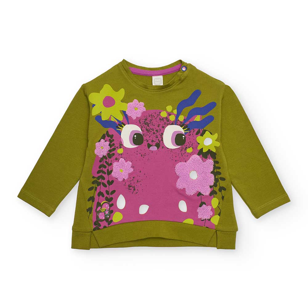 Thin felpina from the Tuc Tuc Girls' Clothing Line, with a vibrant print on a green background.
C...