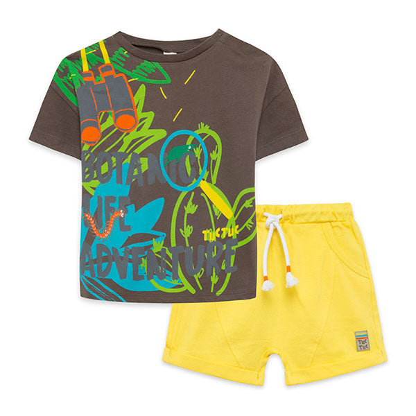 
  Two-piece suit from the tuc Tuc children's clothing line, Fancactus collection,
  composed of ...